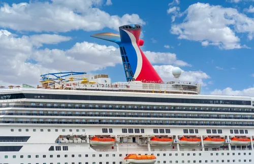 This Carnival Cruise Customer Service Scam Cost a Family Their $900 Vacation | Frommer's