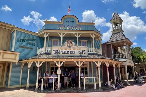 Disney World Brings Back Free Meals in 2025, but Is Disney's Dining Plan Really Worth It? | Frommer's